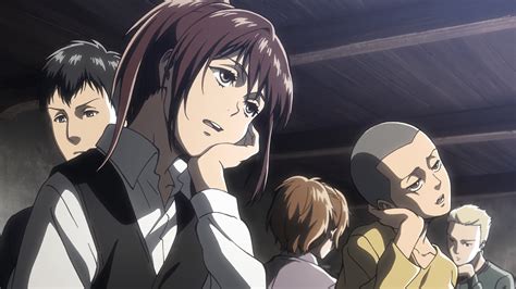 Captura de pantalla de una conversación entre personajes en Shingeki no Kyojin PS4