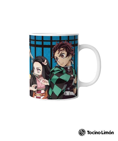 Taza con diseño de Demon Slayer