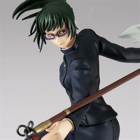 Maki Zenin en pose de combate