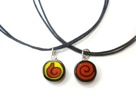 Collar de Naruhina.