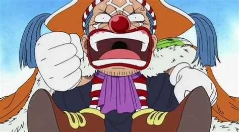 Buggy el Payaso con su traje de pirata