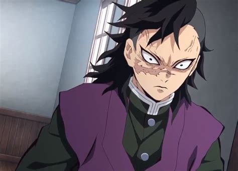 Genya Shinazugawa en su forma transformada