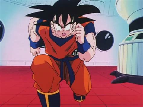 Goku entrenando en su nave espacial, lanzando una Onda de Ki