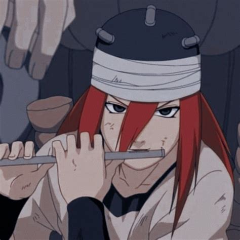 Tayuya tocando su flauta