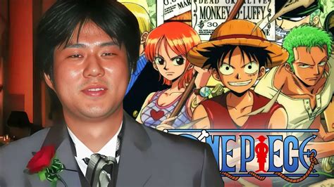 Eiichiro Oda escribiendo el secreto del One Piece en un papel