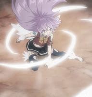 Comparación visual entre la magia Dragon Slayer del Cielo y la magia God Slayer del Cielo