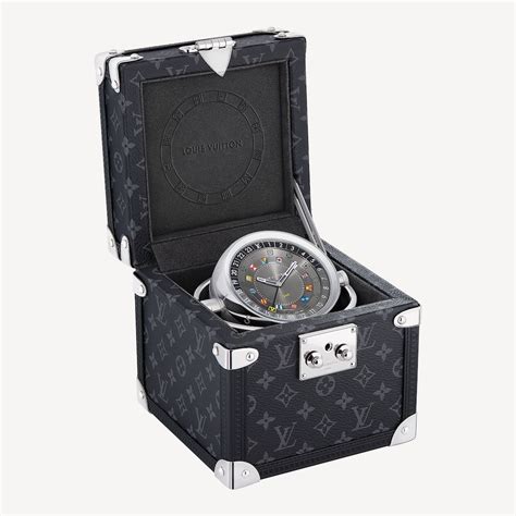 Reloj de mesa Louis Vuitton en forma de baúl