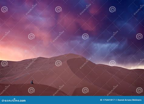 Dunas de Erg Chebbi al amanecer