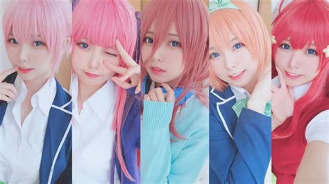 Cosplay de las quintillizas de The Quintessential Quintuplets