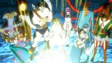 Lucy invocando a sus Espíritus Celestiales frente al Rey