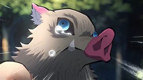 Inosuke llorando tras la muerte de Kyojuro