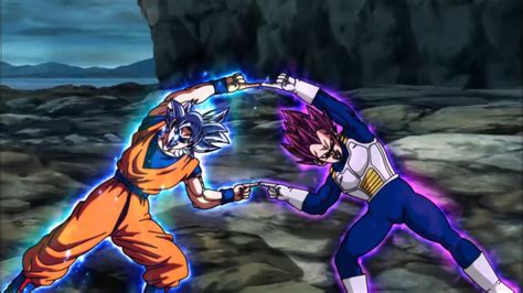 Goku y Vegeta fusionándose en Gogeta
