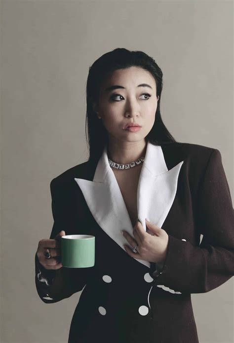 Ilustración de Bai Yue interactuando con Lang Xiao