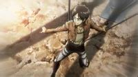 Eren logra dominar el equipo de maniobras tridimensionales