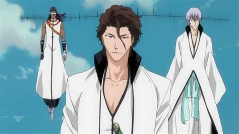 Aizen, Gin y Tōsen emergiendo de una Garganta