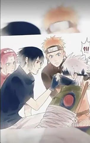 Equipo 7 intentando quitarle la máscara a Kakashi