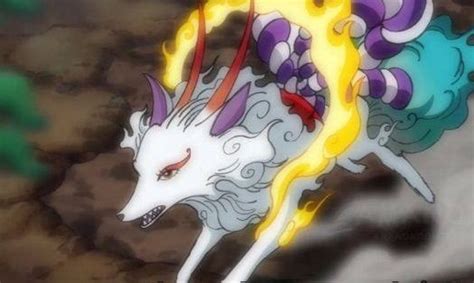 Yamato en su forma híbrida de lobo