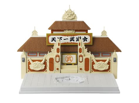 Cell anunciando su torneo de artes marciales