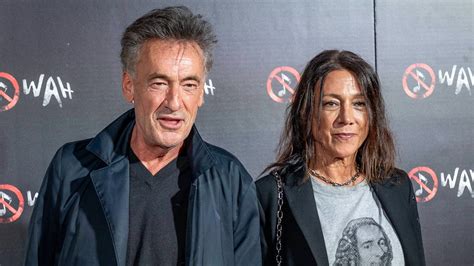 Francis D. Lorenzo con su tripulación