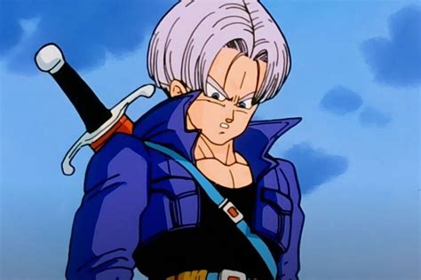 Trunks del futuro con cabello azul y morado