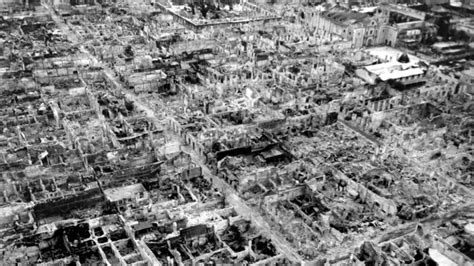 Fotografía histórica de la devastación en Manila tras la batalla