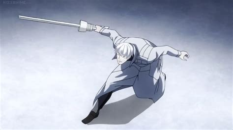 Arima Kishou en acción con su Quinque