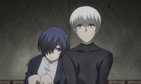 Representación artística de Touka obligando a Kaneki a comer