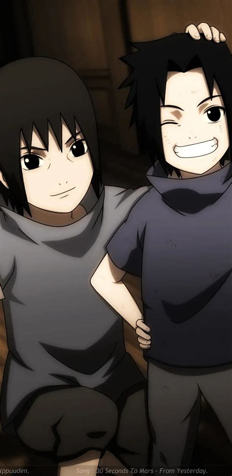 Itachi y Sasuke enfrentándose en el bosque