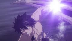 Gray utilizando Magia de Devil Slayer del Hielo