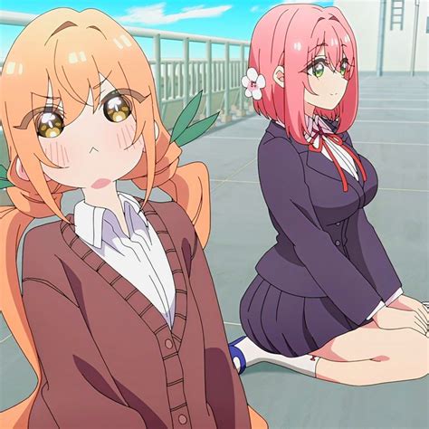 Hakari y Karane peleando por Rentarou