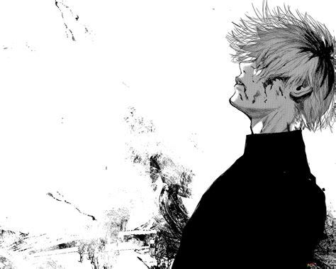 Kaneki con cabello blanco y traje negro