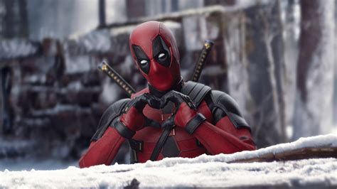 Deadpool haciendo el gesto 