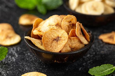 Imagen de chips de plátano crujientes