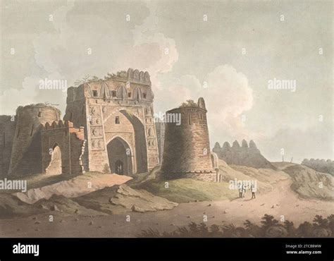 Puerta Oeste de Firoz Shah's Cotillah, Delhi, donde se cree que habitan santos jinn.