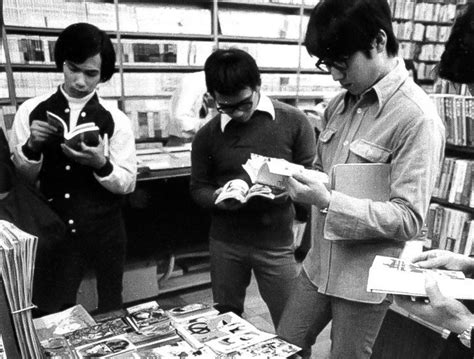Librería en Kanda, Tokio, reflejando el auge del gekiga