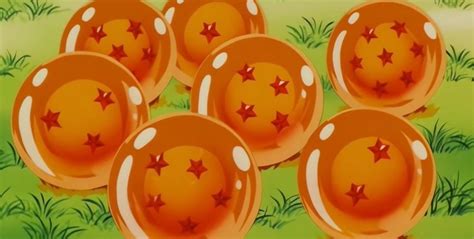 Personajes de Dragon Ball buscando las esferas del dragón