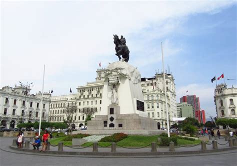 Plaza San Martín de Lima, lugar de origen de los cómicos ambulantes