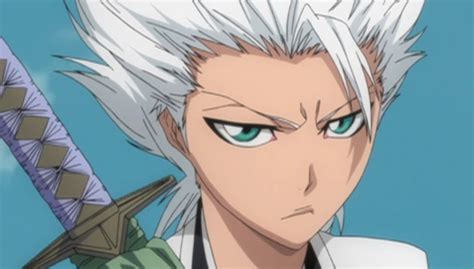 Tōshirō Hitsugaya en su forma de Capitán