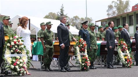 Ceremonia en honor a los caídos del Cuerpo de Exploración