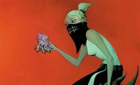 Erica Slaughter enfrentándose a un monstruo