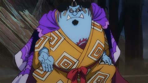 Jinbe en su atuendo tradicional