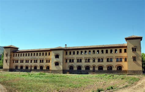 Antiguo Colegio de los Padres Escolapios en Albelda de Iregua