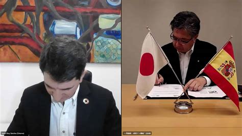 Comparativa de la edición española y japonesa