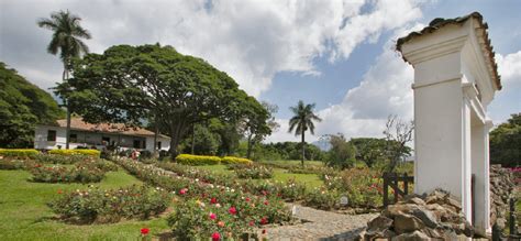 Paisaje de la hacienda El Paraíso en el Valle del Cauca