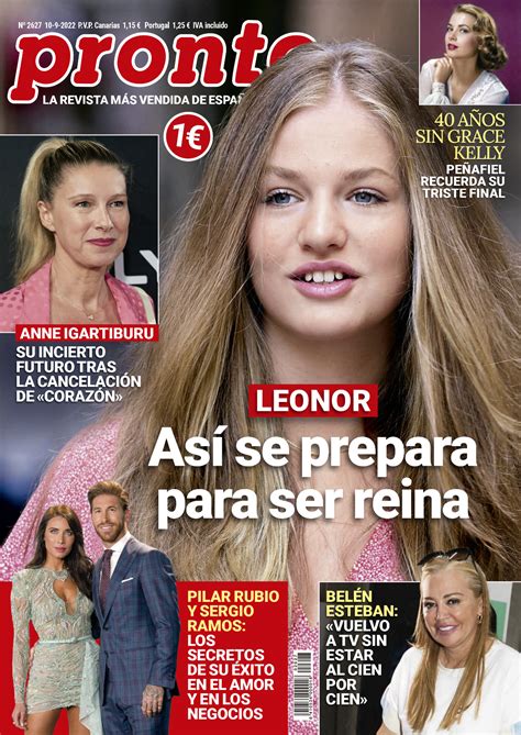 Portada de la revista Trocha con puño en alto y símbolos anarquistas