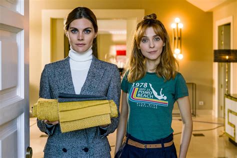Leticia Dolera y Amaia Salamanca en una escena de