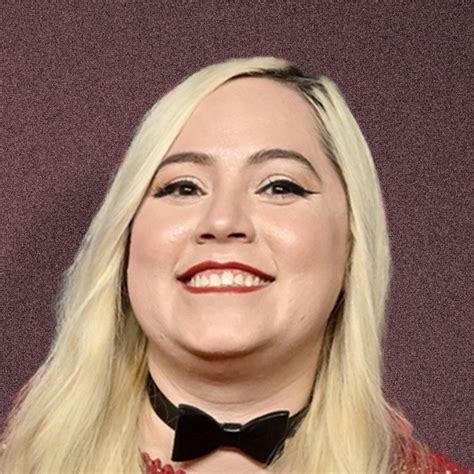 Vivienne Medrano (VivziePop) en un panel o evento de cómic