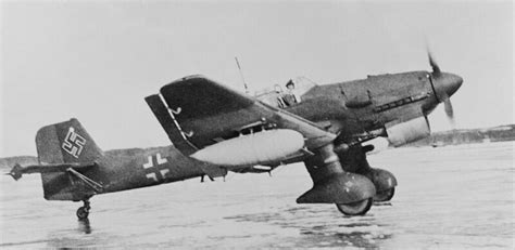 Aviones de la Segunda Guerra Mundial en formación