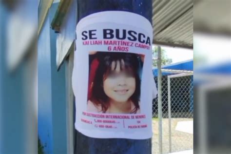 Niña desaparecida en una multitud