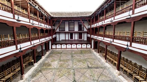 Recreación de un corral de comedias